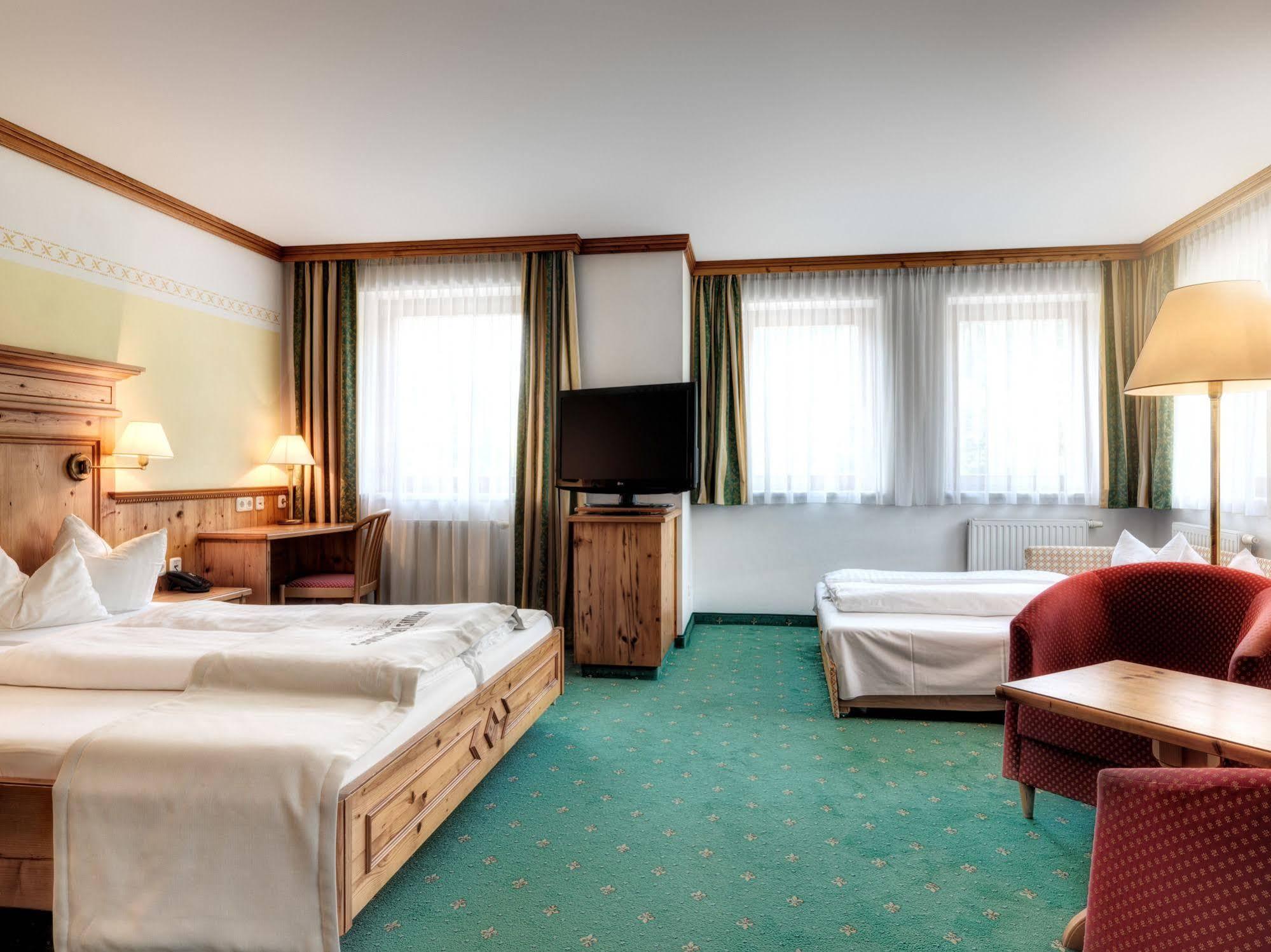 Dolomiten Residenz - Sporthotel Sillian Kültér fotó